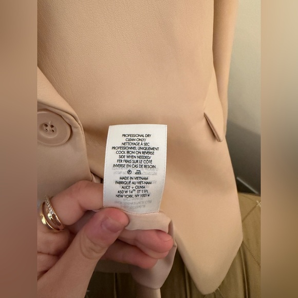 Alice + Olivia Women’s Almond Faux Leather Jacket - Picture 7 of 15